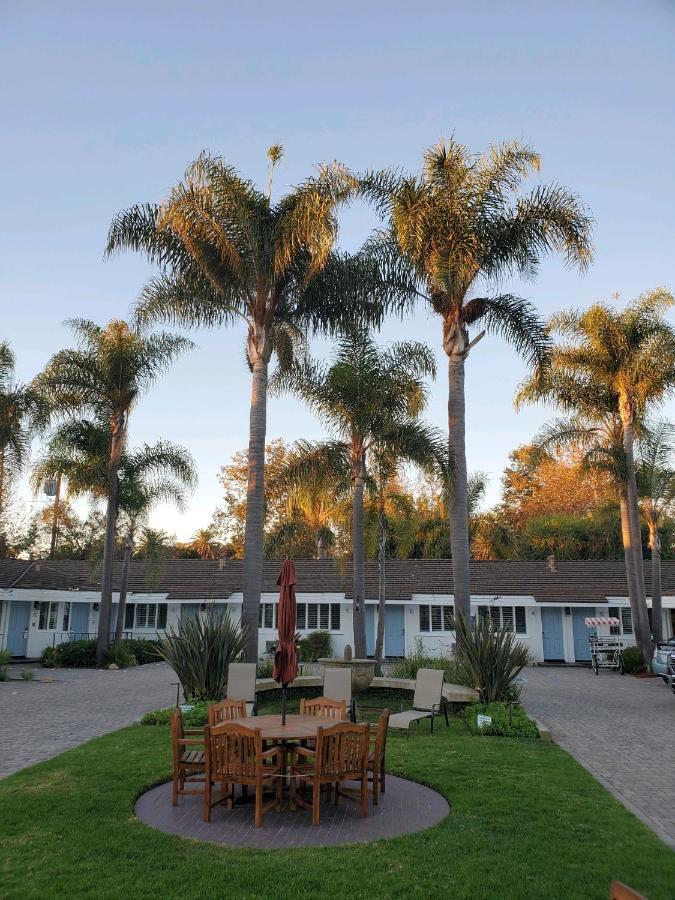 Marina Beach Motel Santa Bárbara Exterior foto