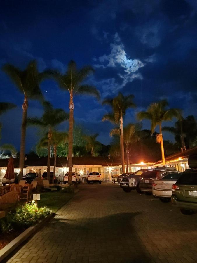 Marina Beach Motel Santa Bárbara Exterior foto